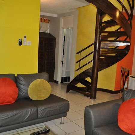 Beach Penthouse A25 Sandcastles Ocho Rios Esterno foto