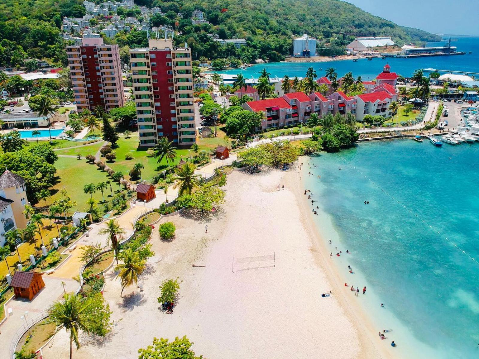 Beach Penthouse A25 Sandcastles Ocho Rios Esterno foto
