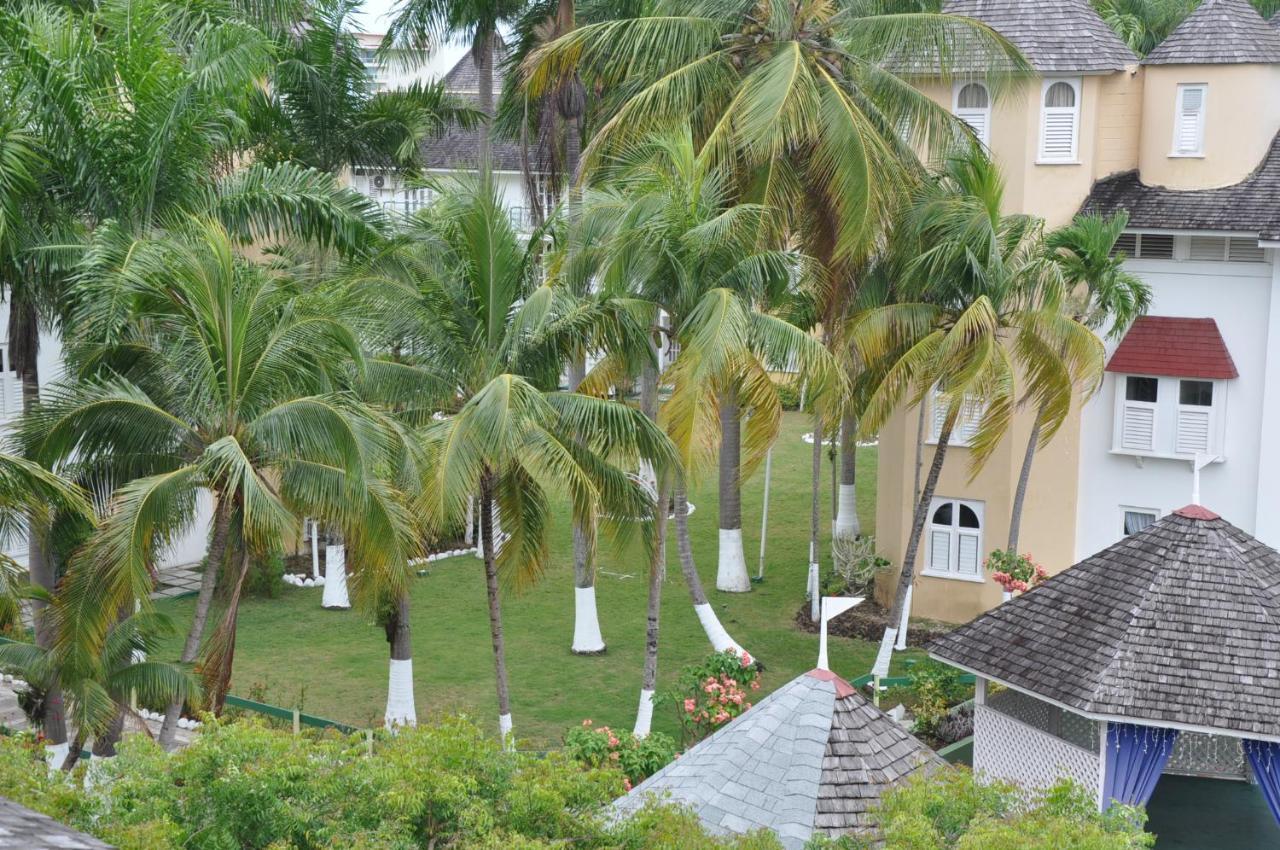 Beach Penthouse A25 Sandcastles Ocho Rios Esterno foto