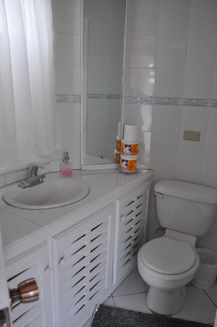 Beach Penthouse A25 Sandcastles Ocho Rios Esterno foto